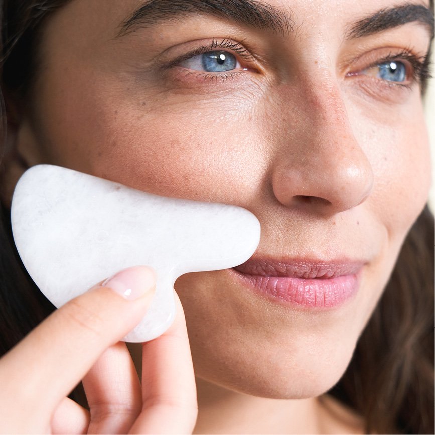 https://tns.brandcaredigital.me/wp-content/uploads/2025/10/LCP-Gua-Sha-3.jpg 